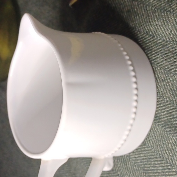 Pottery Barn Outlet White Creamer Beaded Detail Emma Pattern - Picture 3 of 5
